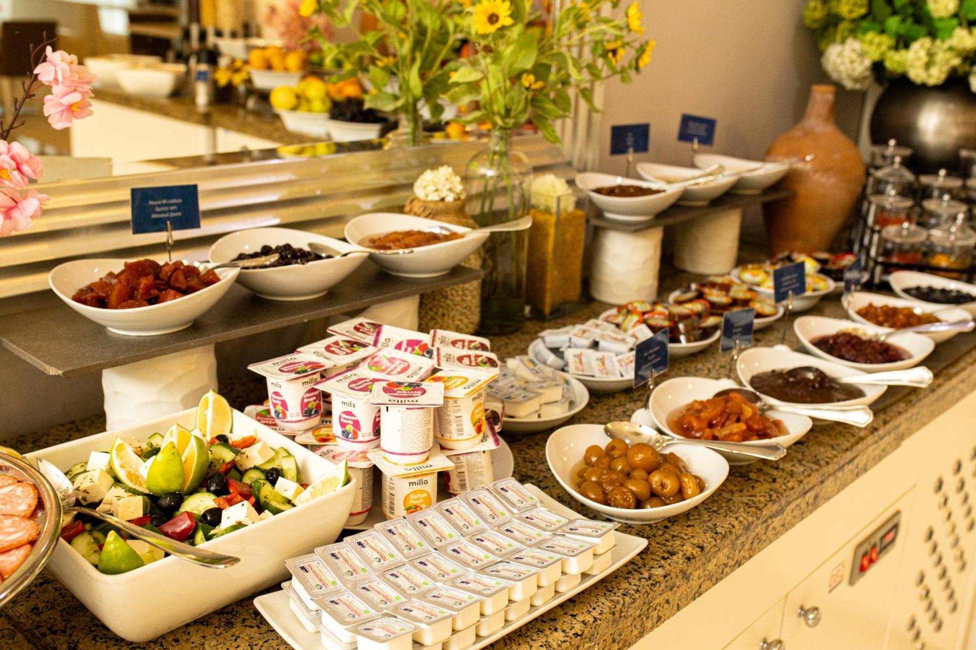 Qafqaz Sahil Hotel Баку Екстериор снимка